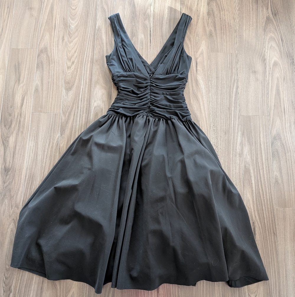 Max & Cleo Black Cocktail Party Dress w/ Crinoline - Size 2 - Picture 6 of 7